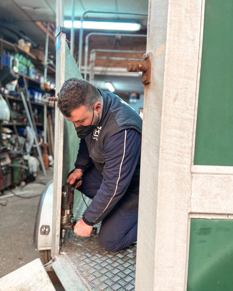 Reparacion y mantenimiento de maquinaria agricola en Asturias - Taller Agrícola Carlos